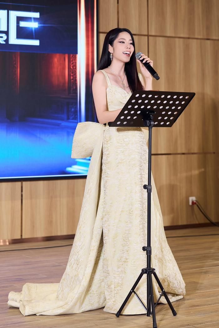 Khán giả đang kỳ vọng những hoạt động tiếp theo của Nam Em sau khi dành danh hiệu Á khôi 1. Ảnh: Miss Cosmo TP.HCM
