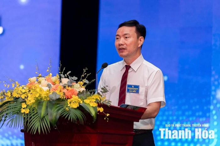 Nhà báo Nguyễn Đăng Hùng phổ biến một số quy định bầu cử