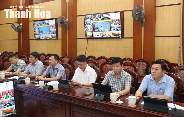 Các đại biểu dự hội nghị tại điểm cầu Trụ sở UBND tỉnh Thanh Hóa.