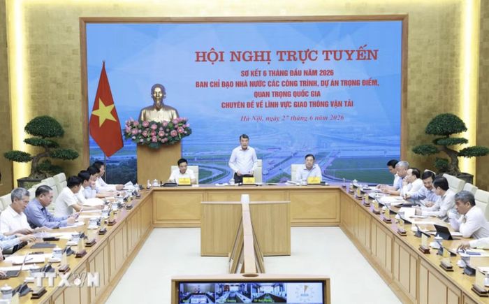 Thủ tướng Chính phủ Lê Minh Hưng phát biểu tại hội nghị. (Ảnh: TTXVN)