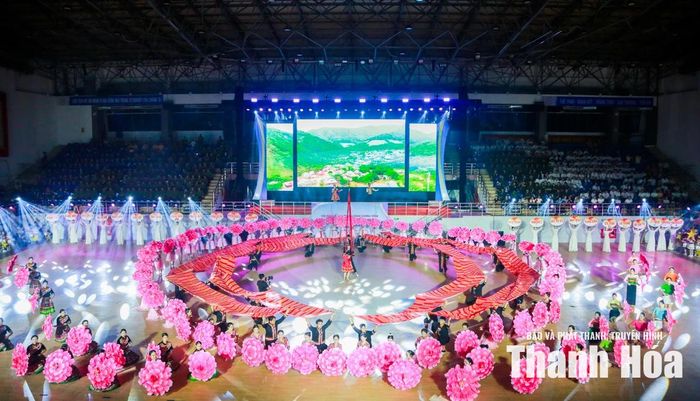 Chương trình nghệ thuật TDTT đặc sắc với chủ đề “Thể thao Thanh Hóa - Khát vọng vươn tới đỉnh cao”.