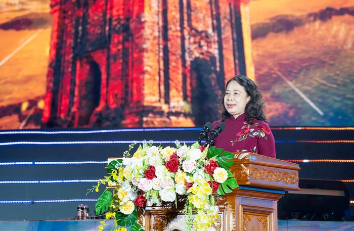 Phó Chủ tịch nước Võ Thị Ánh Xuân phát biểu chào mừng ngày hội.