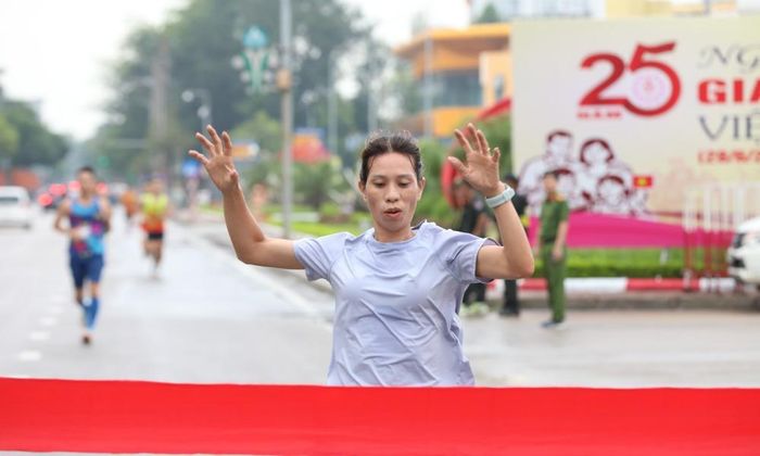  Vận động viên giành giải Nhất nội dung nữ phong trào 3 km. 