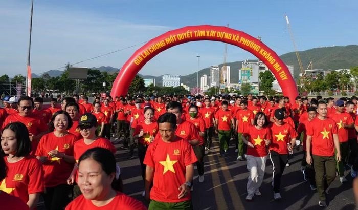 Tại Gia Lai, hơn 57.000 người đã tham gia giải chạy với chủ đề “Chung một quyết tâm xây dựng xã, phường, đặc khu không ma túy”.