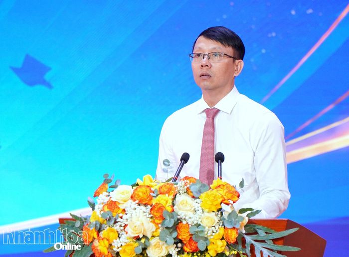Phó Chủ tịch UBND tỉnh Nguyễn Thanh Hà phát biểu tại buổi lễ.