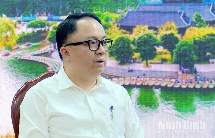 Đồng chí Đinh Nam Thắng, Phó Giám đốc Sở Tài chính.