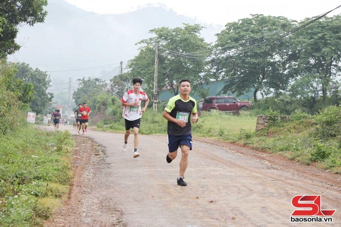 Vận động viên tham gia giải chạy.