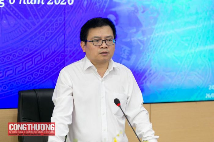 Thứ trưởng Trương Thanh Hoài cho biết, việc xây dựng dự án Luật Công nghiệp trọng điểm là nhiệm vụ rất quan trọng trong thể chế hóa chủ trương, quan điểm, đường lối của Đảng về đẩy mạnh công nghiệp hóa, hiện đại hóa đất nước.
