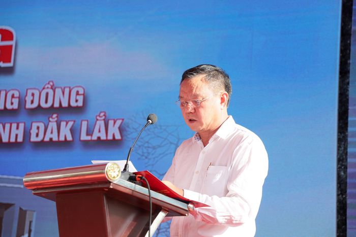 Ông Đào Mỹ, Phó chủ tịch UBND tỉnh Đắk Lắk phát biểu tại lễ khởi công (Ảnh: Ngọc Hùng).