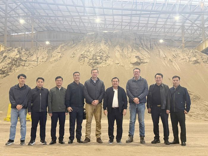 Trong khuôn khổ chương trình công tác tại Nam Phi, ngày 23/6/2026, đoàn Tập đoàn Hóa chất Việt Nam đã tham dự chương trình gặp gỡ cộng đồng doanh nghiệp Cape Town tại Tòa Thị chính Cape Town