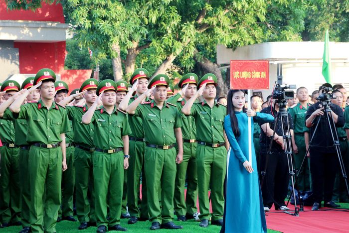 Các lực lượng tham gia Lễ mít tinh