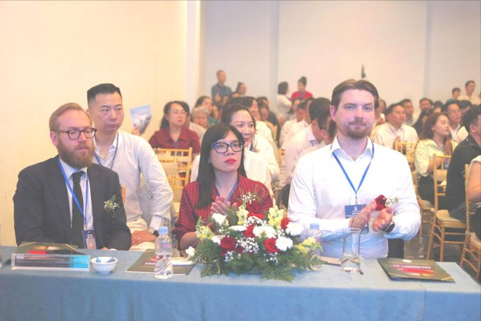 Các doanh nghiệp nước ngoài tham dự diễn đàn