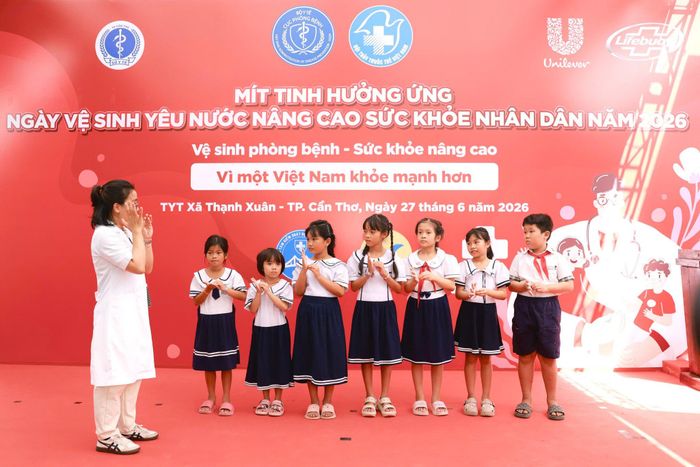 Hoạt động giáo dục vệ sinh tay thực tiễn dành cho học sinh tại Xã Thạnh xuân, TP.Cần Thơ