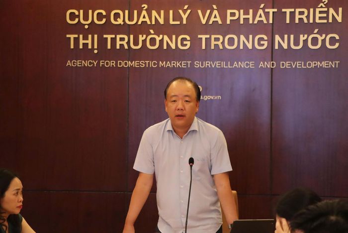 Ông Trần Hữu Linh - Cục trưởng Cục Quản lý và Phát triển thị trường trong nước phát biểu tại Hội thảo.