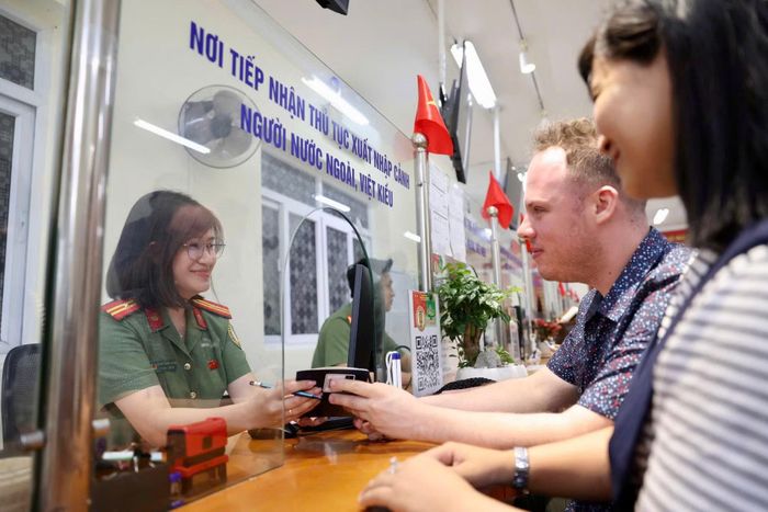 Tạo sự chuyển biến về kỷ luật, kỷ cương, tinh thần trách nhiệm của cán bộ, chiến sĩ Công an Thủ đô từ phong trào “Ba Nhất”.