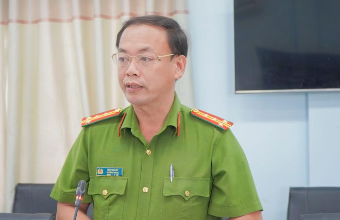 Đại tá Trần Văn Kỳ, Trưởng Phòng Cảnh sát hình sự.