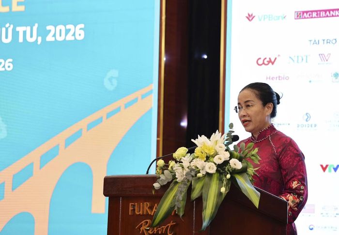 Bà Nguyễn Thị Anh Thi, Phó Chủ tịch UBND TP Đà Nẵng phát biểu tại họp báo, nhấn mạnh DANAFF IV là sự kiện văn hóa đối ngoại quan trọng, góp phần quảng bá hình ảnh Đà Nẵng năng động, hội nhập và giàu bản sắc.