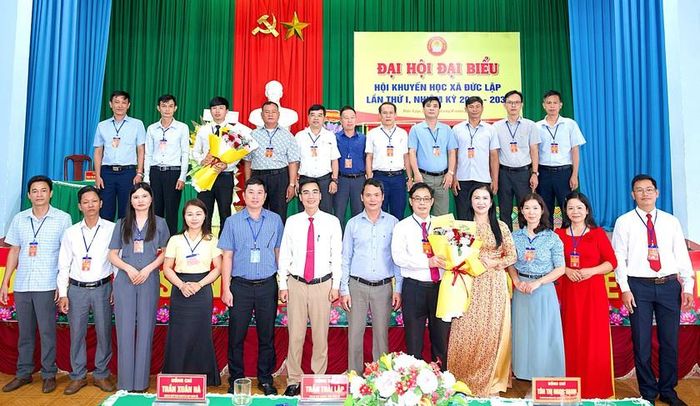 Đại hội chúc mừng Ban chấp hành Hội Khuyến học xã Đức Lập nhiệm kỳ 2026-2031.