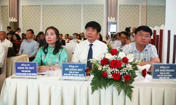  Đại biểu tham dự Hội thảo.