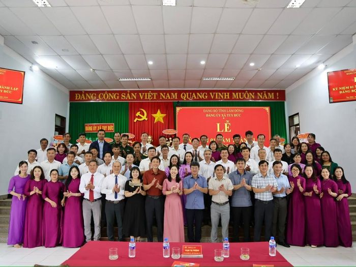 Sau 1 năm triển khai, Đảng bộ xã đã phát huy vai trò hạt nhân lãnh đạo, chỉ đạo toàn diện các nhiệm vụ chính trị, tạo sự đoàn kết, thống nhất trong hệ thống chính trị, góp phần thực hiện thắng lợi các mục tiêu phát triển kinh tế - xã hội, giữ vững quốc phòng, an ninh và nâng cao đời sống Nhân dân