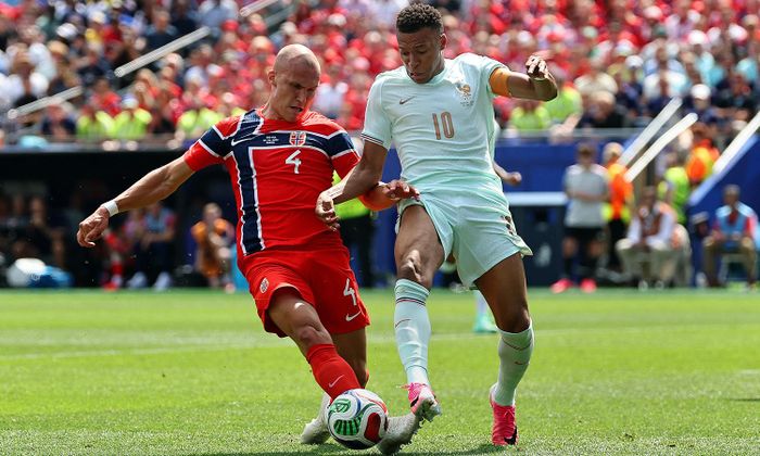 Đội tuyển Pháp đấu với Na Uy tranh ngôi đầu bảng I World Cup 2026. (Ảnh: Reuters)