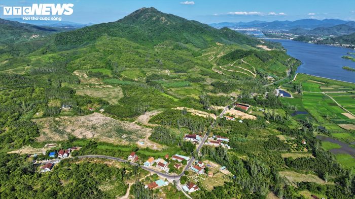 Dự án sửa chữa tuyến đường từ Bảo tàng Quang Trung đến Vĩnh Thạnh nhằm mục đích nâng cấp, mở rộng nhằm đảo bảo an toàn giao thông và phục vụ phát triển kinh tế - xã hội của địa phương.