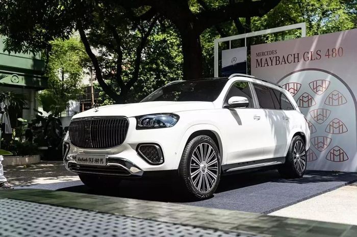 Mercedes-Maybach GLS 480 4Matic 2027 mới ra mắt tại Việt Nam.