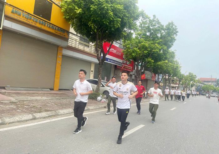 Thông qua giải chạy phong trào nhằm nâng cao nhận thức của người dân về phòng chống ma túy. Ảnh: Thành Dân