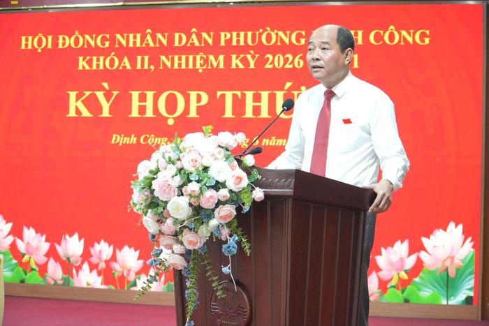 Chủ tịch UBND phường Định Công Nguyễn Tuấn Anh phát biểu.
