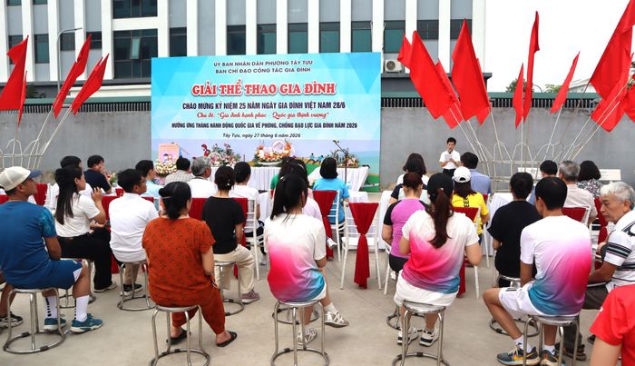 Thông qua các hoạt động thiết thực, phường Tây Tựu tiếp tục lan tỏa thông điệp về xây dựng gia đình khỏe mạnh, hạnh phúc. Ảnh PV