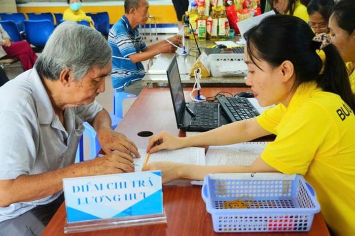 Từ 1/7/2026, lương hưu được tính theo quy định của Thông tư 14/2026/TT-BNV, lương hưu, trợ cấp bảo hiểm xã hội và trợ cấp hằng tháng được tính như sau. Ảnh minh họa: TL