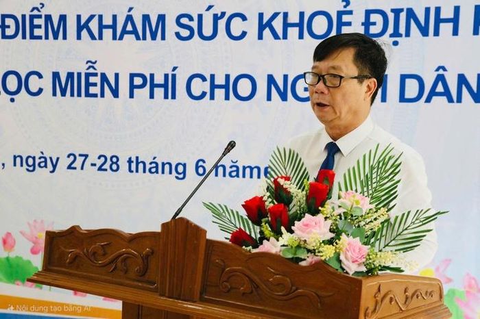 Giám đốc Sở Y tế Nguyễn Minh Đức phát động đợt cao điểm khám sức khỏe định kỳ cho người dân.