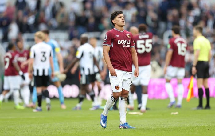 Fernandes là mục tiêu chuyển nhượng của cả MU và Tottenham. ẢNH: MIRROR/GETTY 