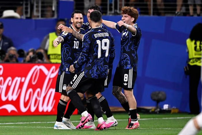  Argentina lần đầu tiên trong lịch sử thắng 3 trận liên tiếp ở vòng bảng World Cup. Ảnh: 2026 BSR Agency 
