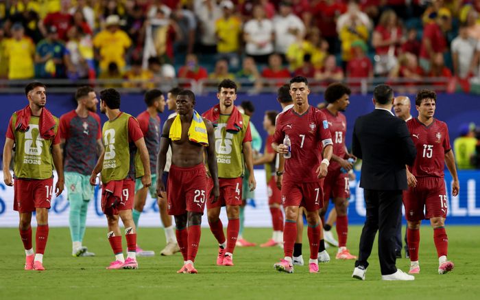  Bước vào giải đấu với mục tiêu không gì khác là giành chiếc cúp vàng World Cup, tuy nhiên nếu tiếp tục thể hiện như trong ba trận vòng bảng, Bồ Đào Nha khó lòng tiến sâu. Ronaldo và đồng đội giờ sẽ nằm chung nhánh cùng các "ông kẹ" như Tây Ban Nha, Pháp hay Đức. 