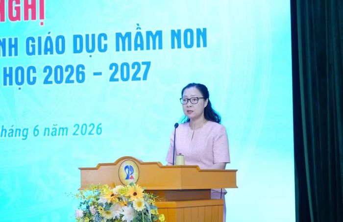 Thứ trưởng Giáo dục và Đào tạo Nguyễn Thị Quyên Thanh phát biểu ý kiến.