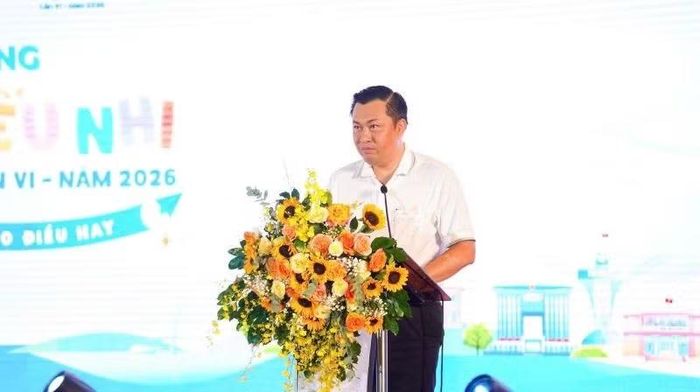 Phó Giám đốc Sở Văn hóa và Thể thao Thành phố Hồ Chí Minh Cao Văn Chóng phát biểu khai mạc Lễ phát động hưởng ứng Hội sách Thiếu nhi Thành phố Hồ Chí Minh lần VI.