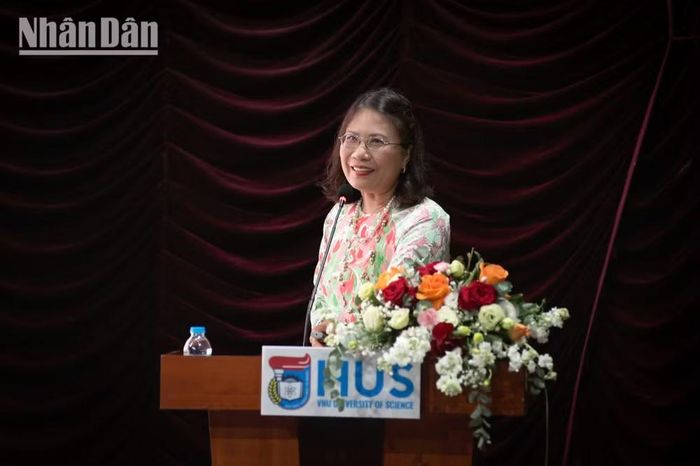 Phó Giáo sư, Tiến sĩ Phạm Lan Oanh, Phó Viện trưởng Viện văn hóa nghệ thuật quốc gia Việt Nam. (Ảnh: MINH DUY)