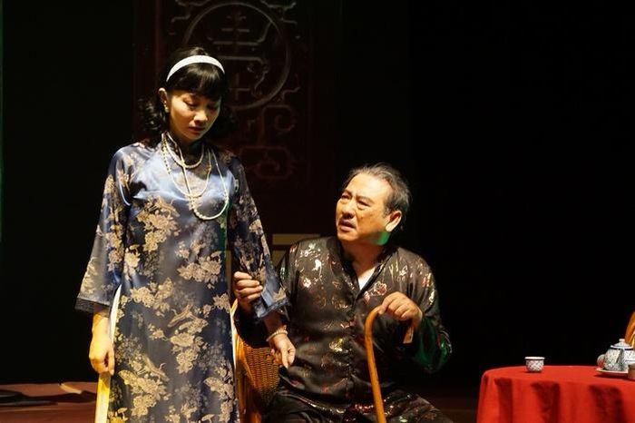 NSƯT Thành Hội luôn dìu dắt, nâng đỡ thế hệ diễn viên trẻ trên sân khấu Hoàng Thái Thanh