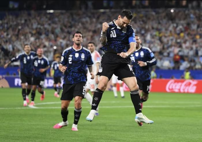  Argentina toàn thắng cả ba trận vòng bảng 