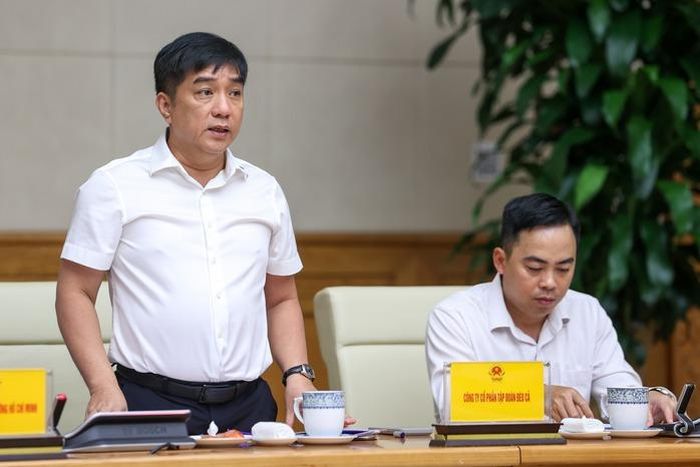 Ông Hồ Minh Hoàng - Chủ tịch HĐQT Tập đoàn Đèo Cả phát biểu tại hội nghị. Ảnh: Nhật Bắc