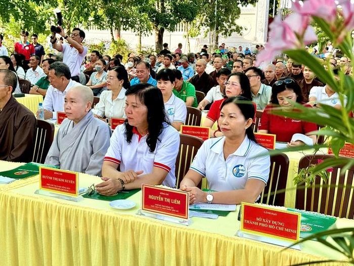Đại biểu tham dự hội nghị
