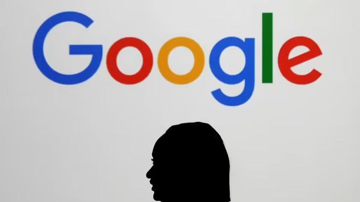 Điều gây chú ý hơn cả là chỉ hai ngày trước khi Poehnelt mất việc, Google Cloud đã công bố kế hoạch phát triển một công cụ dòng lệnh cho Workspace với chức năng gần như tương đồng với gws, trong bối cảnh anh hiện đang khởi nghiệp với Helen's Foundry để tiếp tục theo đuổi các giải pháp AI thế hệ mới.