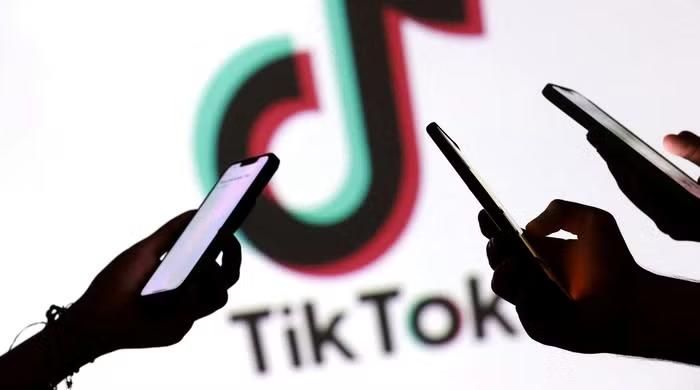 Động thái mới cho thấy TikTok không chỉ muốn giữ chân người dùng lâu hơn mà còn hướng tới việc xây dựng một hệ sinh thái giải trí, thương mại và quảng cáo khép kín, nơi mọi hoạt động từ xem phim, chơi game đến thanh toán đều diễn ra ngay bên trong ứng dụng.