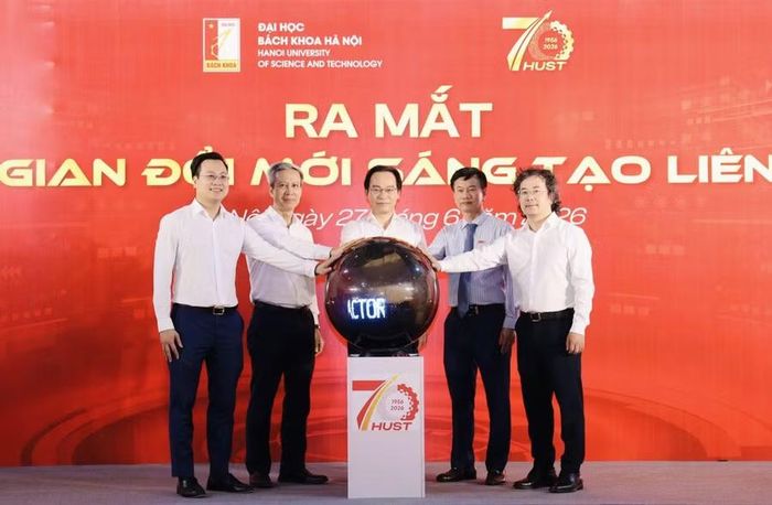 Ra mắt Không gian Đổi mới sáng tạo liên ngành của Đại học Bách khoa Hà Nội.