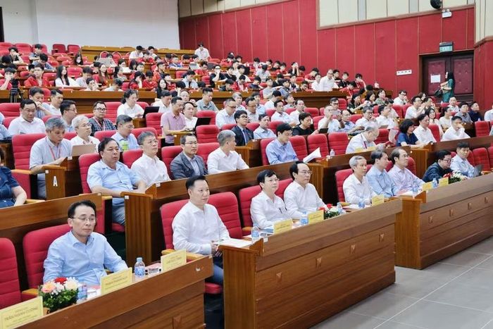 Đại biểu dự hội thảo.