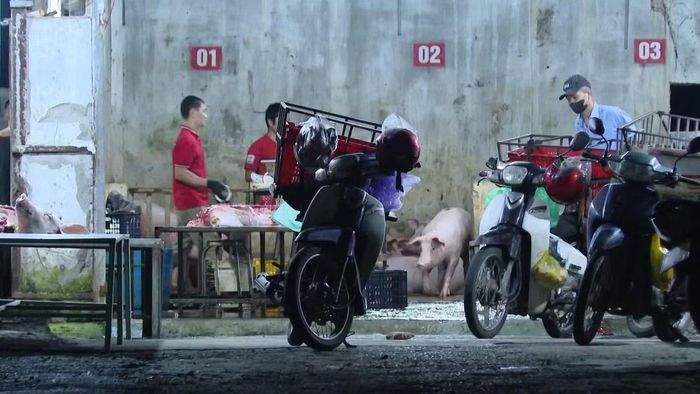 Vấn đề vệ sinh, môi trường ở lò mổ này thường xuyên nhức nhối trong dư luận.