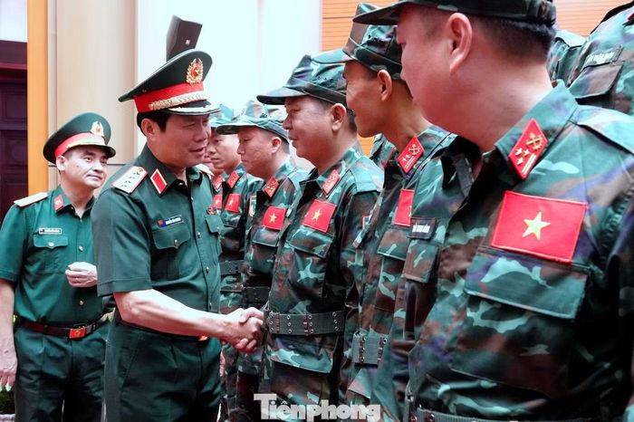 Đại tướng Nguyễn Tân Cương động viên, giao nhiệm vụ cho lực lượng Công binh.