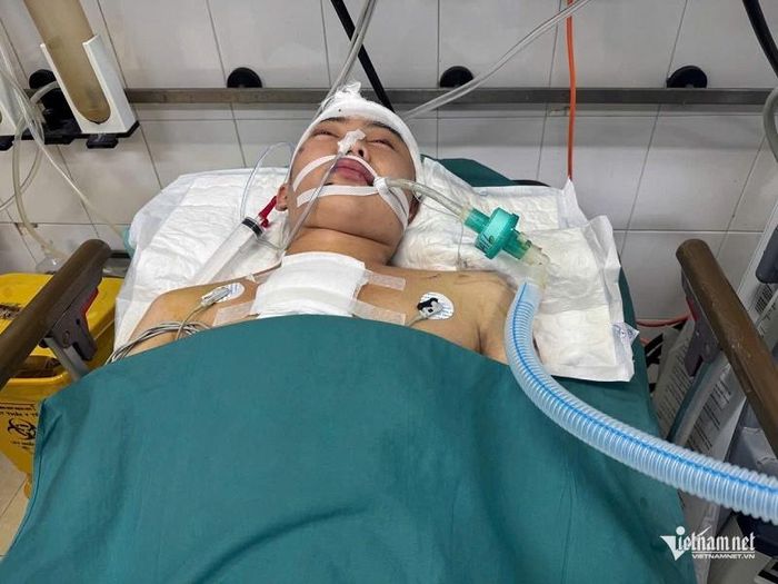 Chàng trai Mò Văn Hoành đa chấn thương nặng sau vụ tai nạn