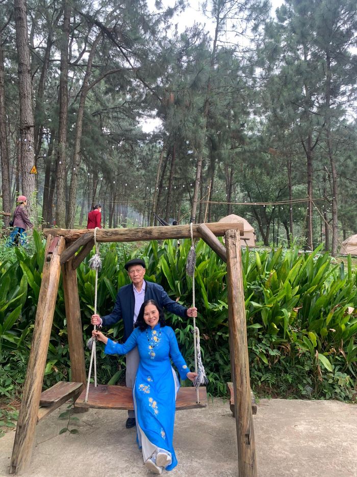 Ở tuổi 68, bà Thanh vẫn như "con gái nhỏ" của bố